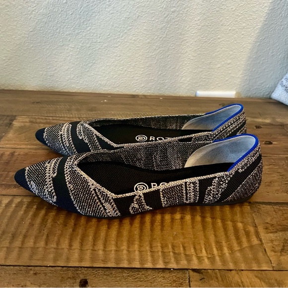 EUC Rothy’s Golden Shimmer Points Size 7 - Picture 3 of 8